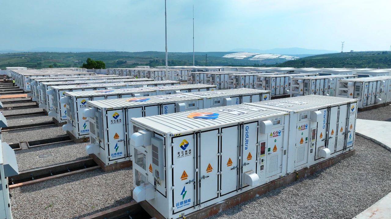 有效內(nèi)卷實(shí)錄：一年增長600%全釩液流電池儲能的中國產(chǎn)業(yè)化突圍 產(chǎn)業(yè)家深度(圖1)